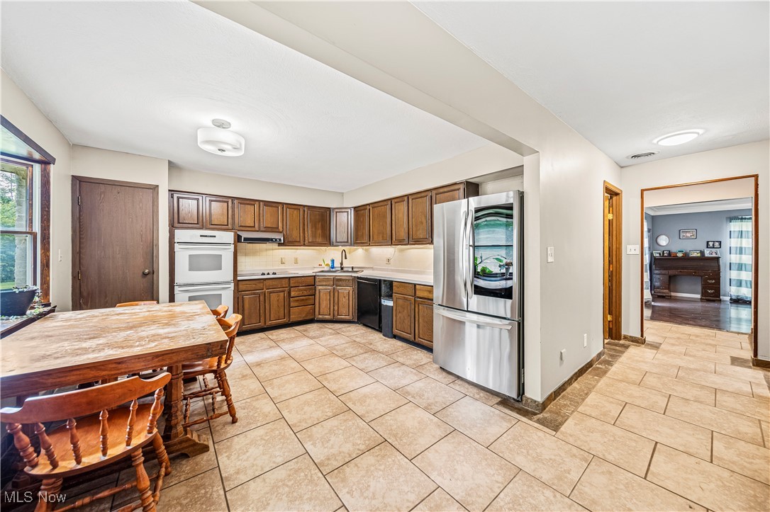 Connecticut Western Reserve Su - Residential