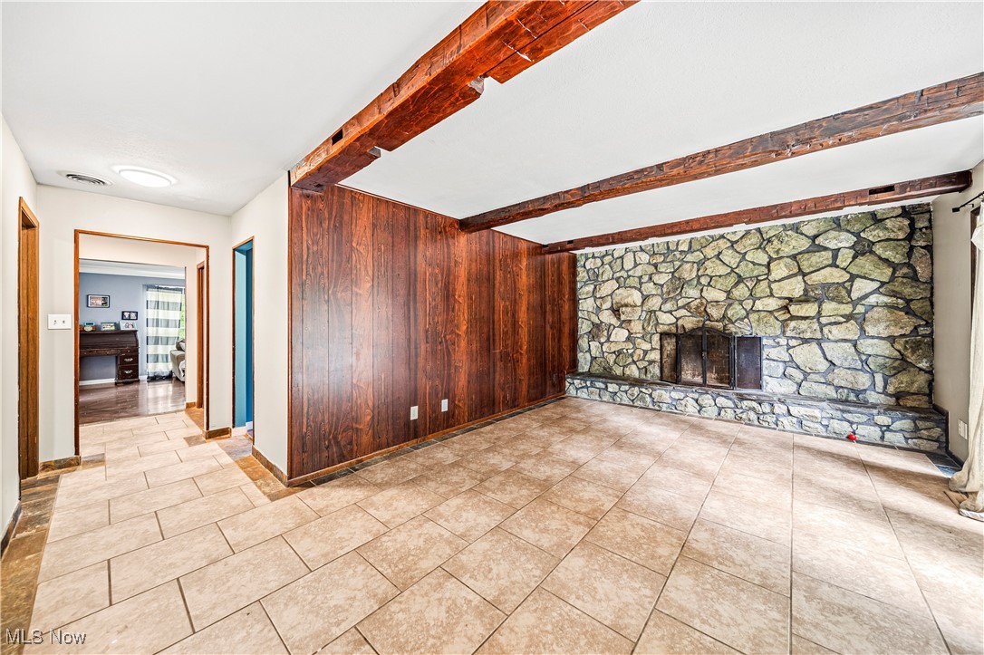 Connecticut Western Reserve Su - Residential