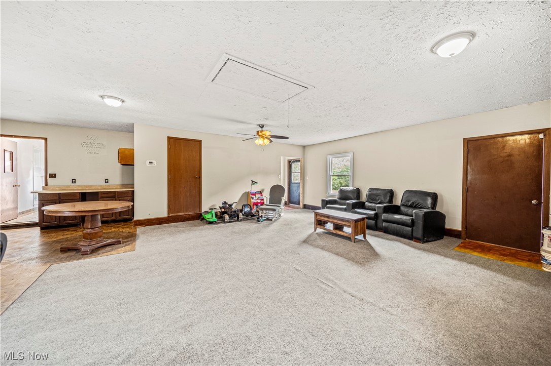 Connecticut Western Reserve Su - Residential