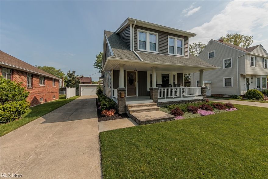 Welcome to your dream home! This stunning, recently renovated 3-bedroom, 2.5-bathroom residence boasts contemporary elegance and a modern kitchen that will leave you in awe. Nestled in a desirable neighborhood, this home offers the perfect combination of comfort and style.
As you step through the front door, you'll immediately notice the impeccable attention to detail. The living area creates a warm and inviting ambiance with its original woodwork and exposed brick fireplace. The open floor plan seamlessly connects the living room, dining area, and kitchen, making it an ideal space for entertaining guests or enjoying quality time with your loved ones.
The heart of this home is undoubtedly the sleek and modern kitchen. It has been thoughtfully designed with top-of-the-line appliances, sleek countertops, and ample cabinet space, allowing you to indulge your inner chef. Whether you're hosting a dinner party or simply preparing a meal for your family, this kitchen will exceed your expect