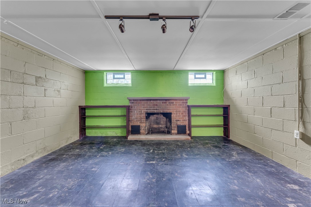 Briar Cliff 06 - Residential