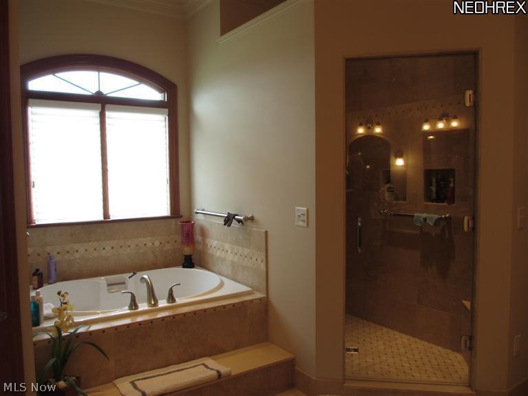 Twin Oaks - Residential