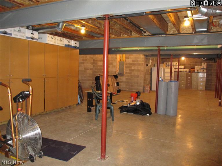 Twin Oaks - Residential