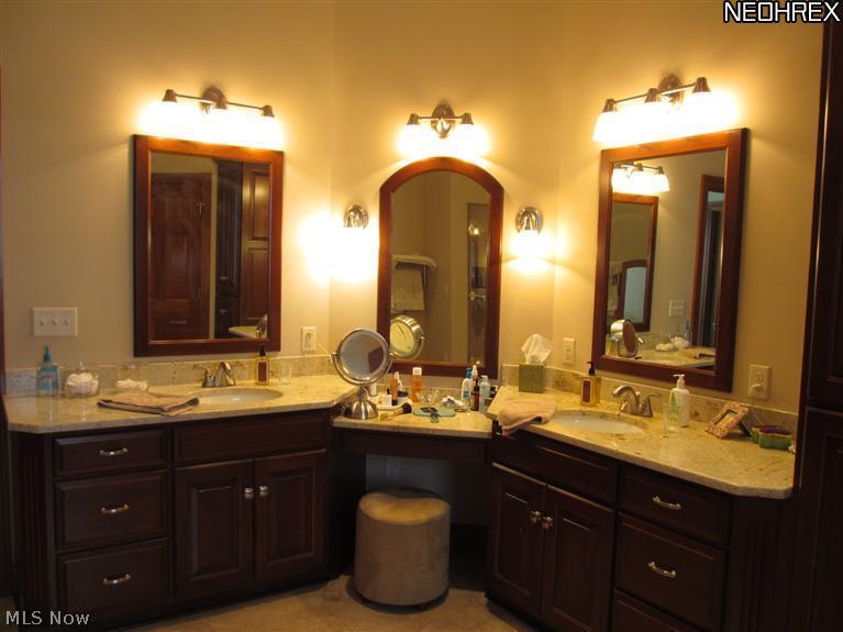 Twin Oaks - Residential