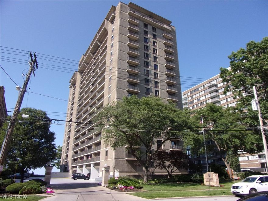 PRIDE OF OWNERSHIP AND DETAIL SHOW IN THIS LUXURY WATERFORD HIGH RISE CONDOMINIUM LOCATED ON LAKEWOOD'S GOLD COAST! THIS UNIT FEATURES 1300SQ FT, 2 BALCONIES, ALL SOLID WOOD DOORS, CROWN MOLDING, COFFERED DINING ROOM CEILING, 2 BEDROOMS, 2 FULLY UPDATED DESIGNER BATHS WITH GRANITE AND TILE.  BOTH LIVING, DINING AND KITCHEN HAVE LUXURY BAMBOO WOOD FLOORING.  NEUTRAL COLORS AND UPDATED LIGHTING THROUGHOUT.  KITCHEN HAS SS APPLIANCES, GRANITE COUNTERS WITH BREAKFAST BAR, NEWER CABINETS, SINK AND FAUCET.  BOTH BEDROOMS HAVE NEUTRAL COLOR AND CARPETING.  MASTER BEDROOM HAS WALK IN SHOWER AND CLOSET PLUS BALCONY ACCESS TO ENJOY LAKE VIEWS.  IN SUITE LAUNDRY, INDOOR POOL, WINE CELLAR AND WORK OUT ROOMS.  INDOOR ASSIGNED HEATED GARAGE.  PARTY AND COMMUNITY ROOMS.  EXTRA CUSTOM BUILT IN STORAGE IN UNIT.  2 SECURED LOCKERS.  A PLEASURE TO SHOW.