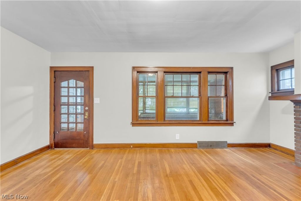 Photo of 3311 W 130th Street #1/DN, Cleveland, OH 44111 (MLS # 5226529)