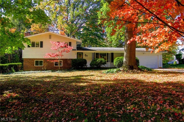7466 MOUNTAIN PARK DR, CONCORD TOWNSHIP, OH 44060 - Image 5269911e4e73354de886c488af90f93a/2920182667