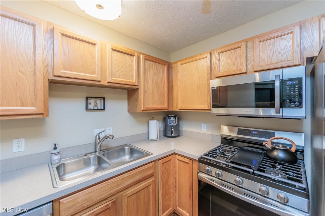 Birch Hill Court North - Residential