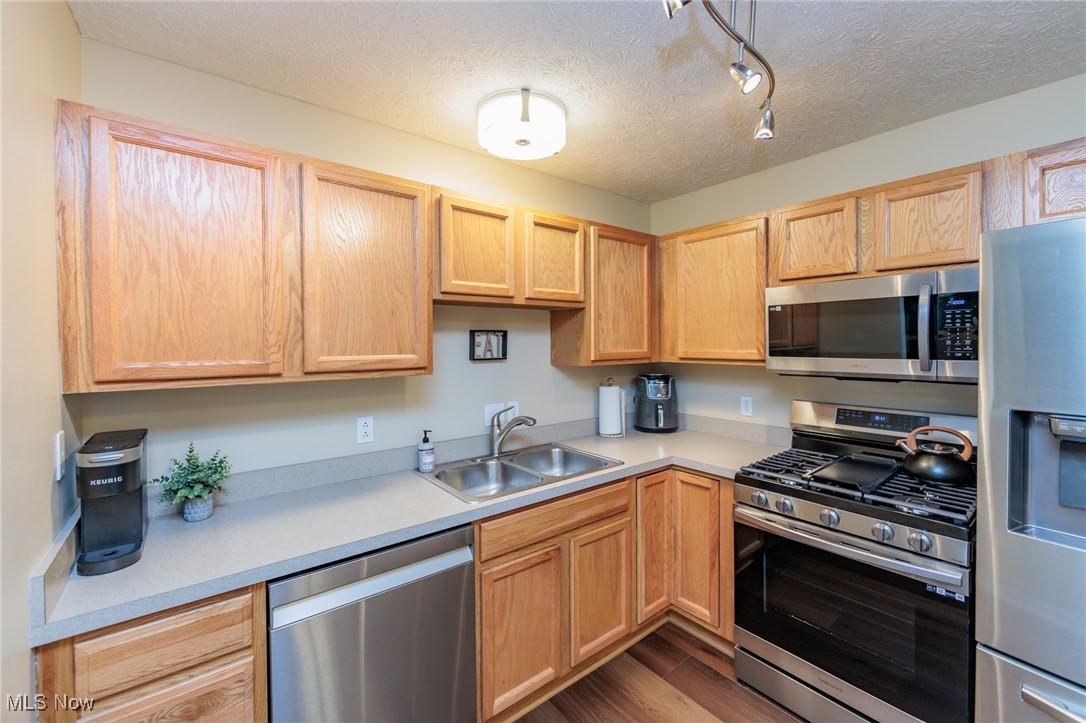 Birch Hill Court North - Residential