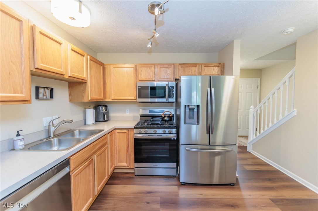 Birch Hill Court North - Residential