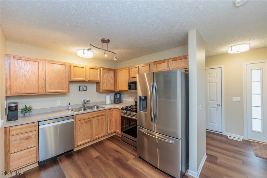 Birch Hill Court North - Residential