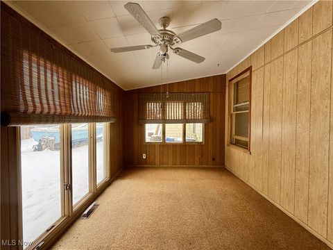 Tiny photo for 851 Ohio Avenue, East Liverpool, OH 43920 (MLS # 5178977)