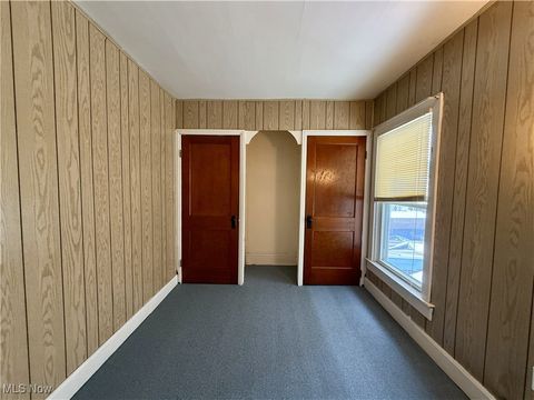 Tiny photo for 851 Ohio Avenue, East Liverpool, OH 43920 (MLS # 5178977)