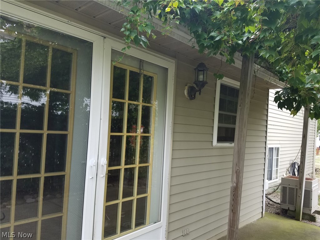 Creekside Vill - Residential