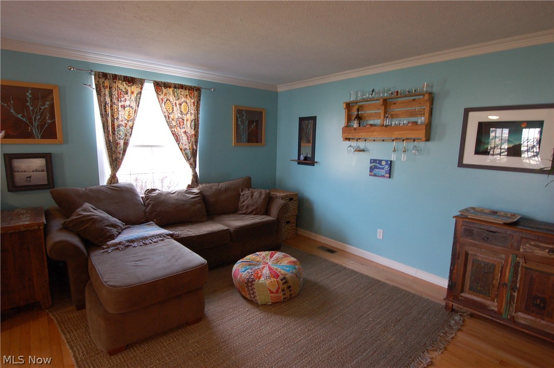 Creekside Vill - Residential