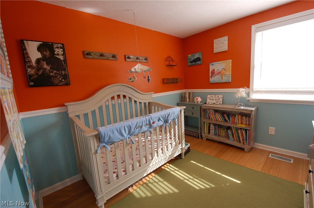 Creekside Vill - Residential