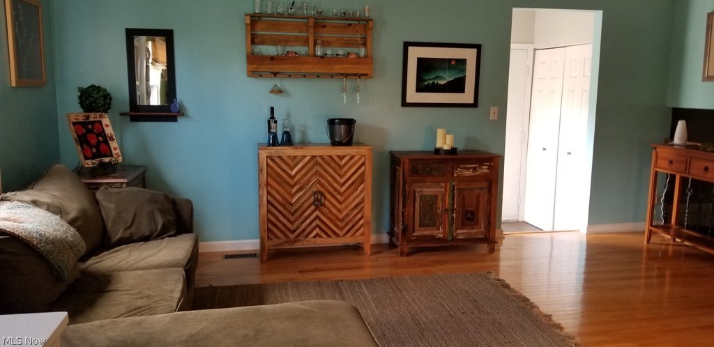 Creekside Vill - Residential