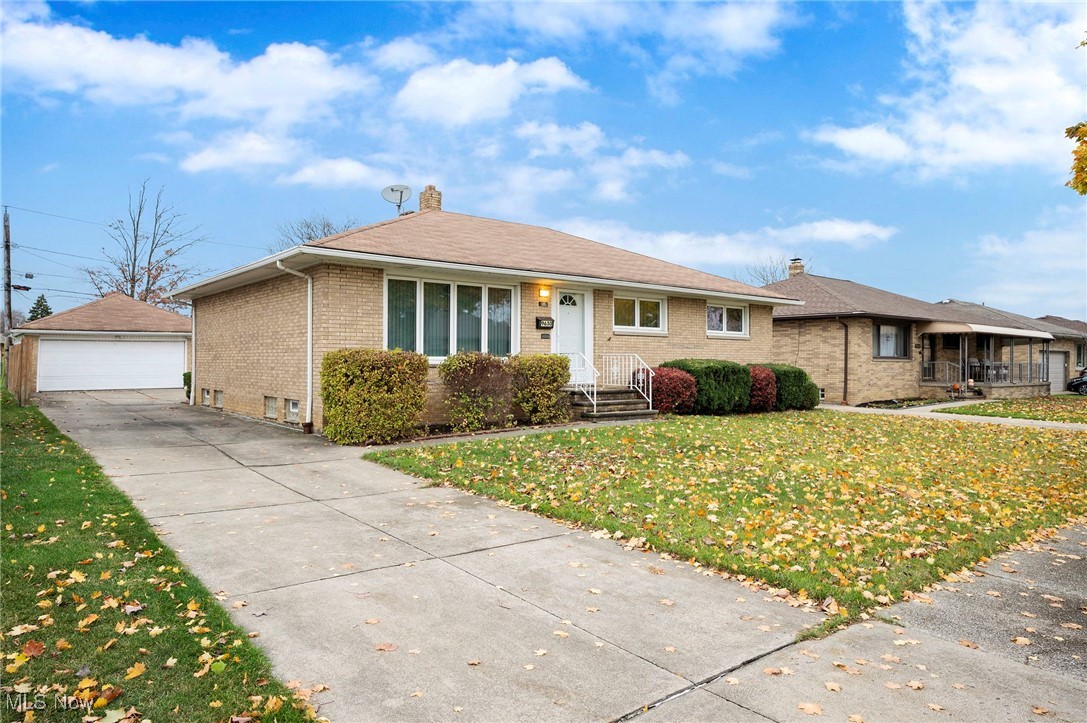 9630 Idlewood Drive, Brooklyn, Ohio image 33