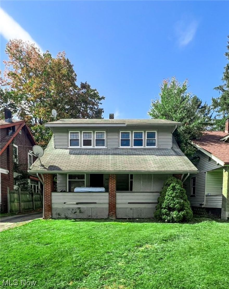 Great investment opportunity! Want a chance to own a fully occupied duplex as an investment?  Here is your chance. This spacious duplex has newer carpet, fresh paint upstairs and is updated. There is also a full basement and huge 2 car garage. This property has so much potential and is a great cash flowing rental.