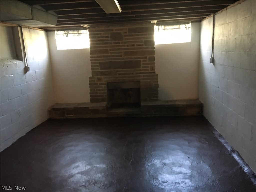 Ione Hale 1 - Residential