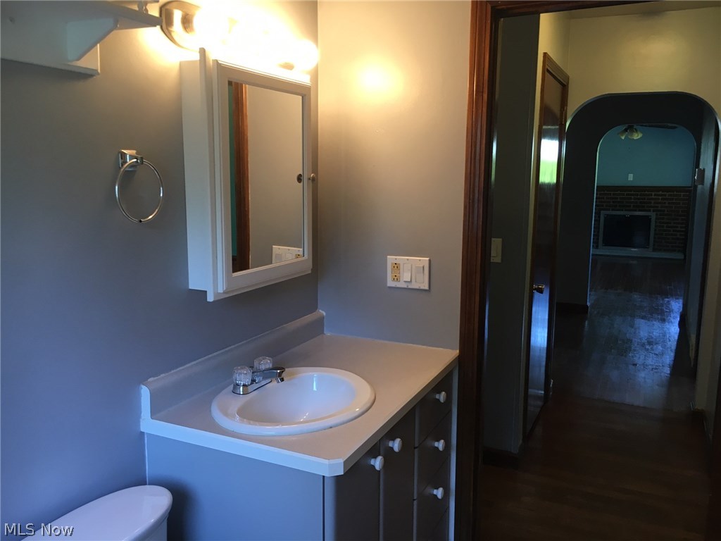 Ione Hale 1 - Residential