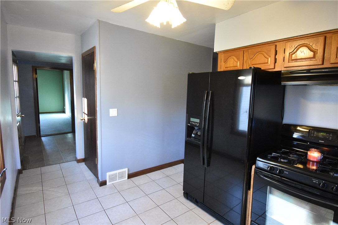 Ione Hale 1 - Residential