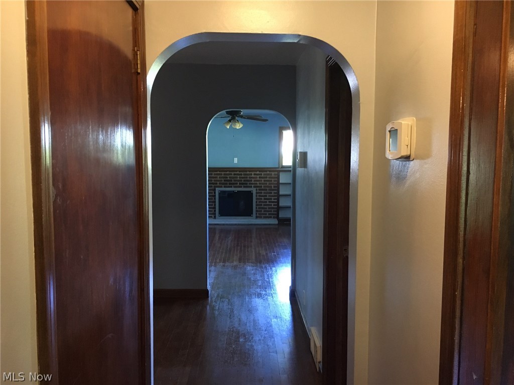 Ione Hale 1 - Residential