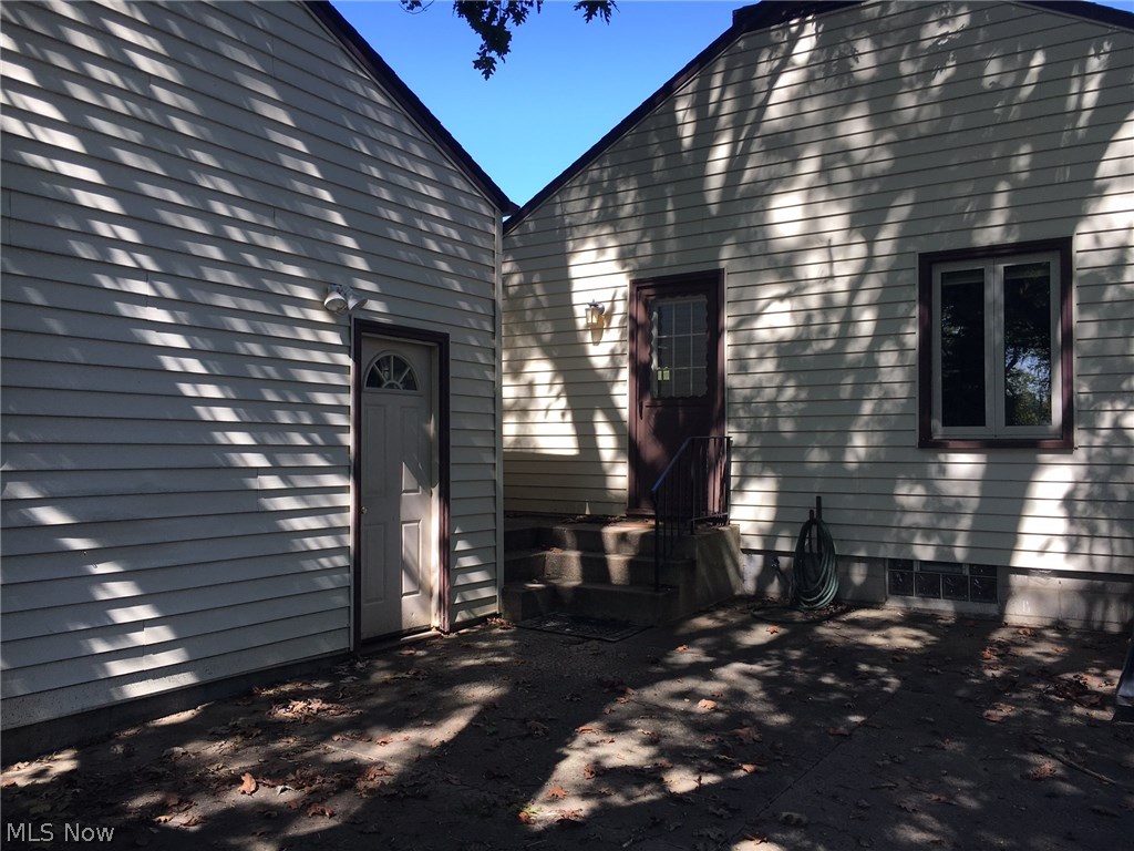 Ione Hale 1 - Residential