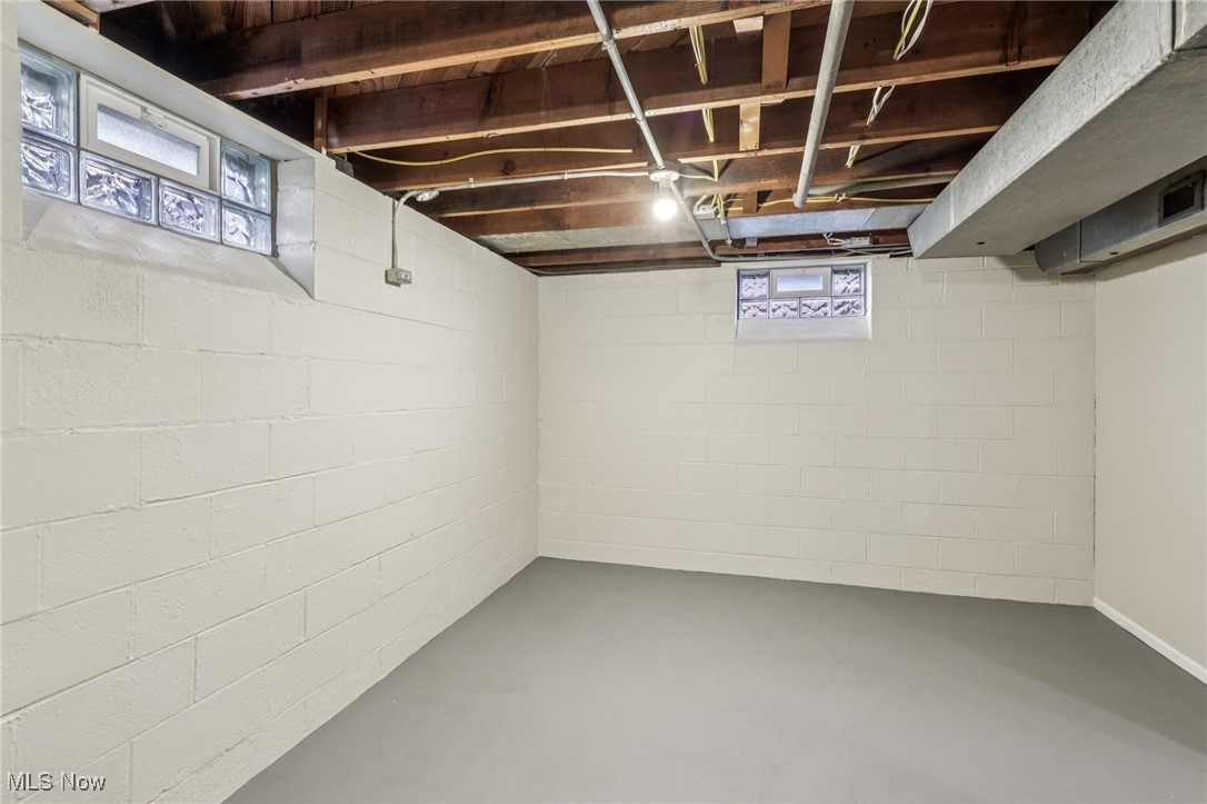 G A Barnow - Residential