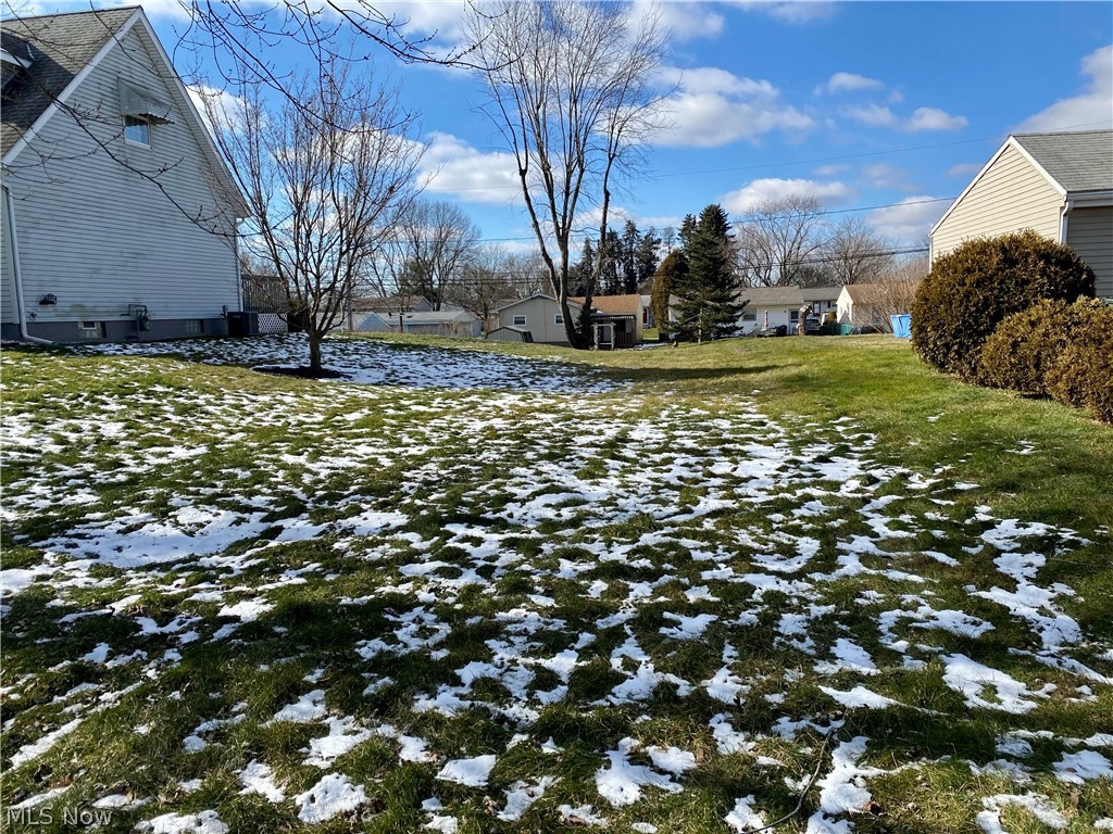 Central Manor - Residential