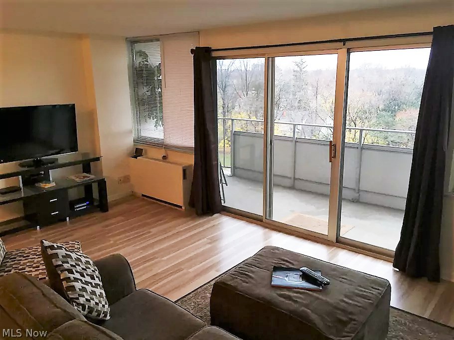 Carlyle Condo - Residential