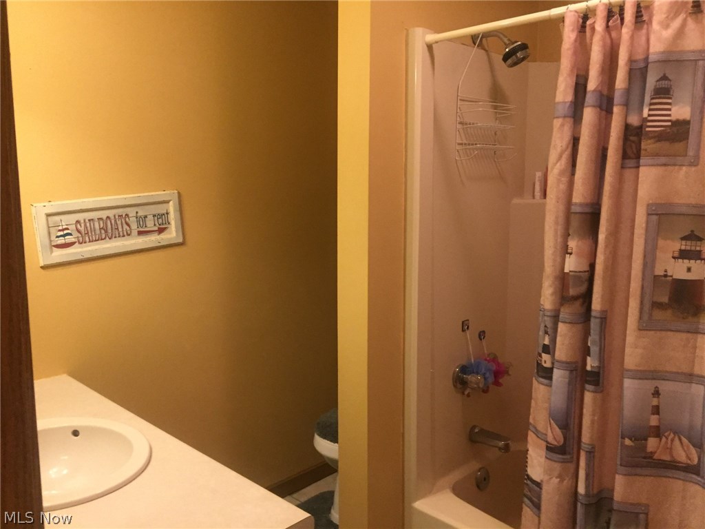 Uhrichsville - Residential