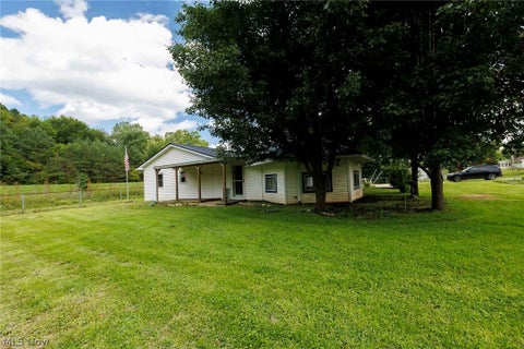 Tiny photo for 1843 SE Brightwood Road, New Philadelphia, OH 44663 (MLS # 5240342)