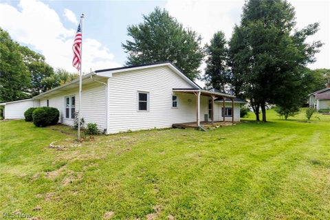Tiny photo for 1843 SE Brightwood Road, New Philadelphia, OH 44663 (MLS # 5240342)