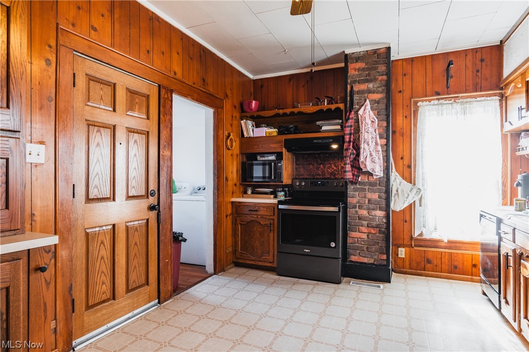 Village/Beverly - Residential