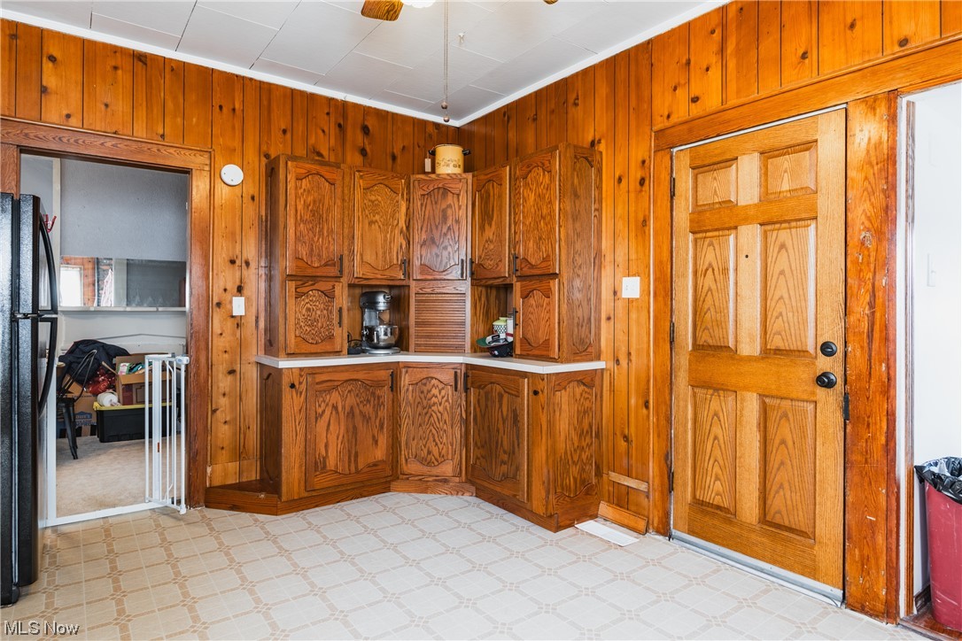 Village/Beverly - Residential