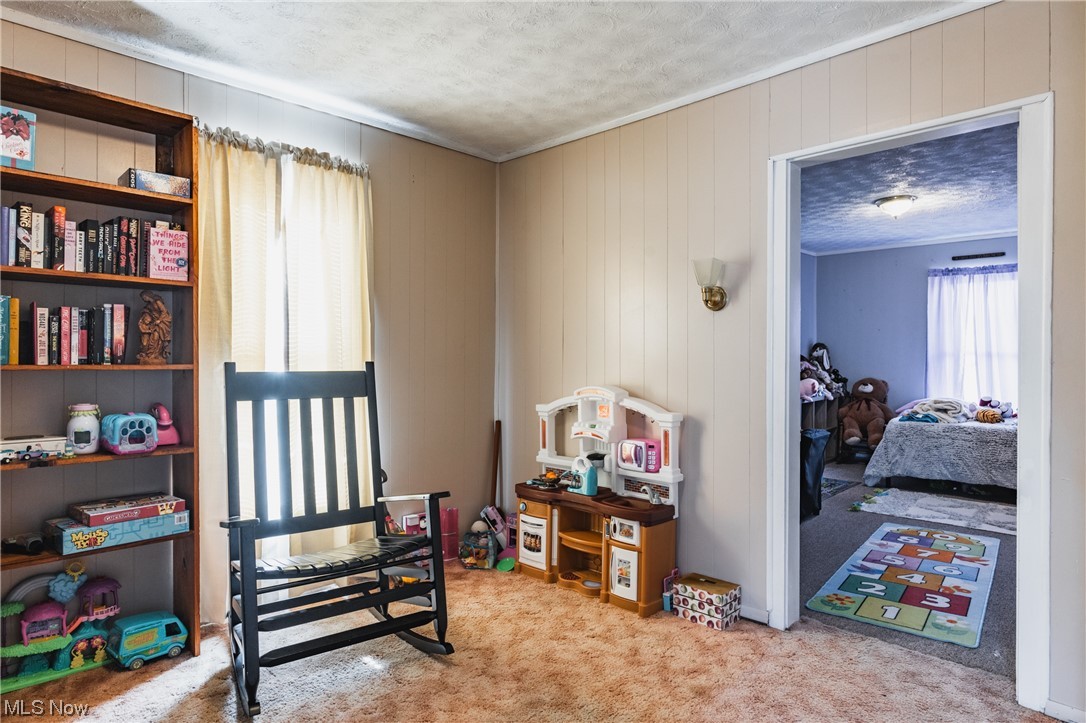 Village/Beverly - Residential