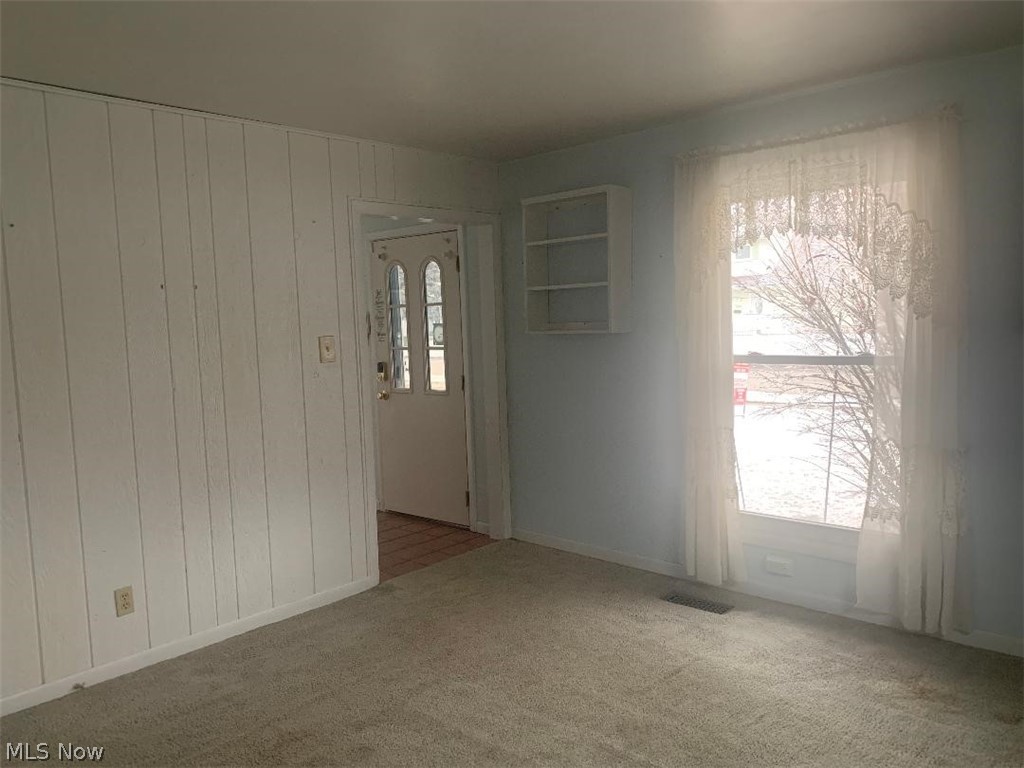 Cuyahoga Manor - Residential