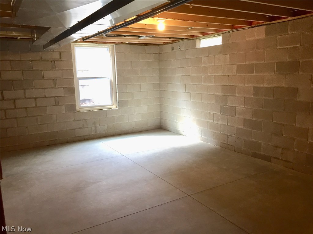 Brentwood Estates 01/s W Hold - Residential