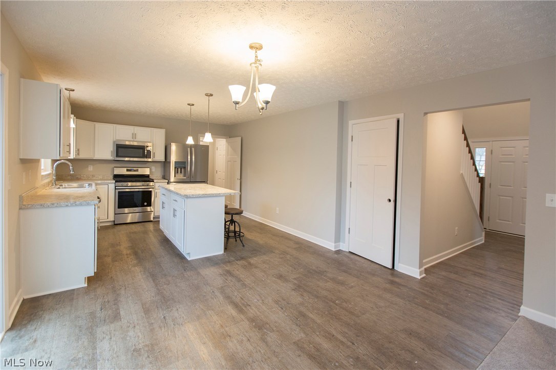 Brentwood Estates 01/s W Hold - Residential