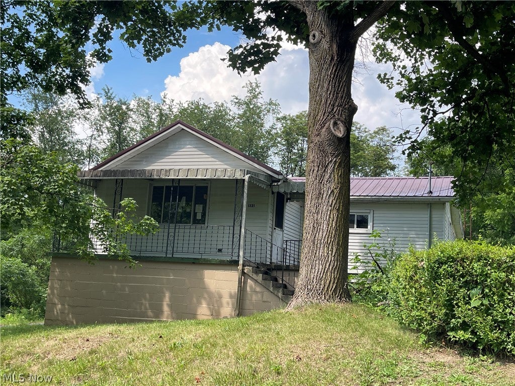 Photo of 1321 Township Highway 134, Dillonvale, OH 43917 (MLS # 5226614)