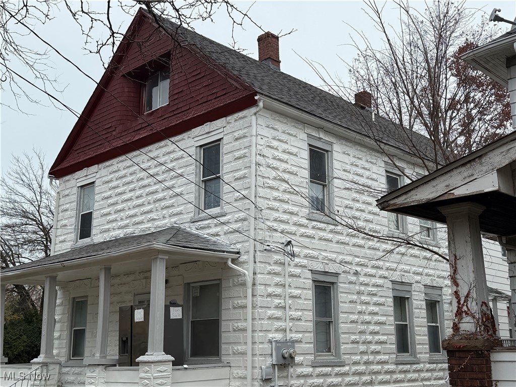 15715 Trafalgar Avenue