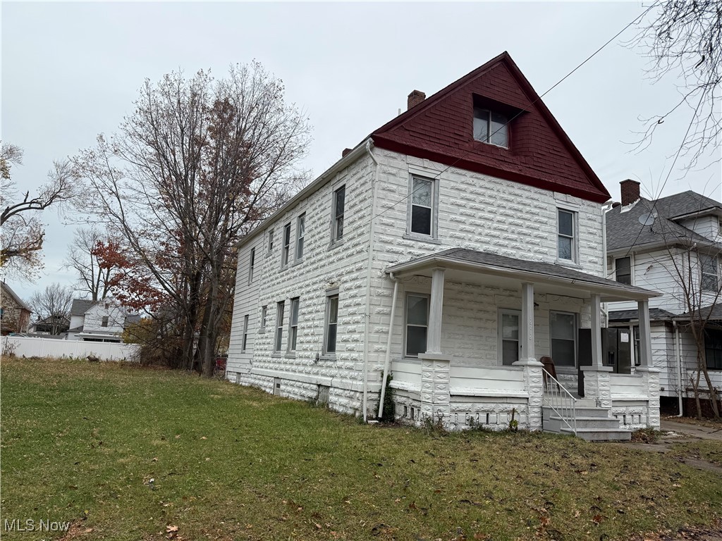 15715 Trafalgar Avenue