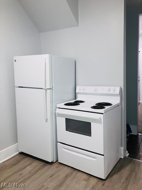 Colonial Homes - Residential