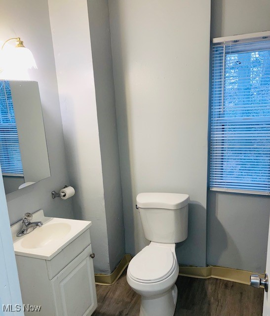 Colonial Homes - Residential