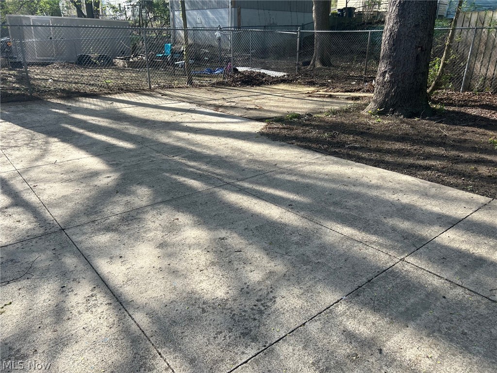 Crestland Park Allotment - Residential