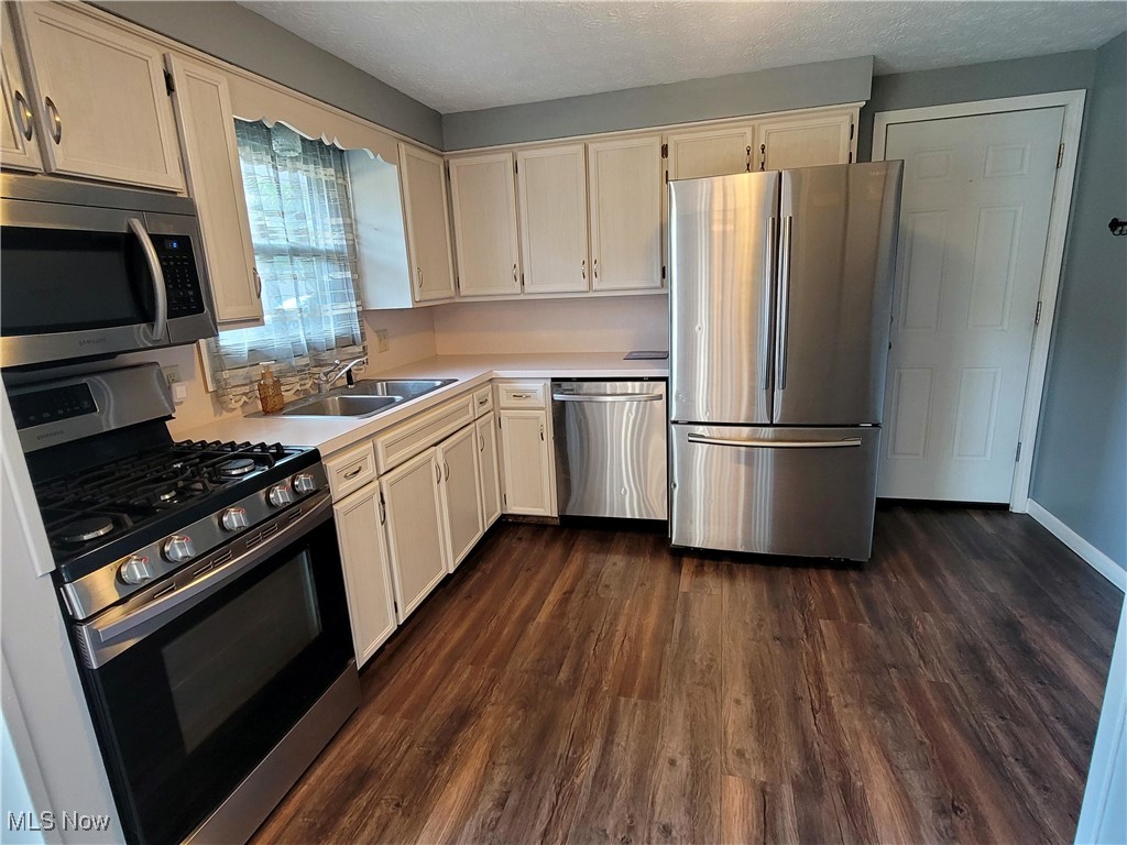 Hannshire Estates - Residential