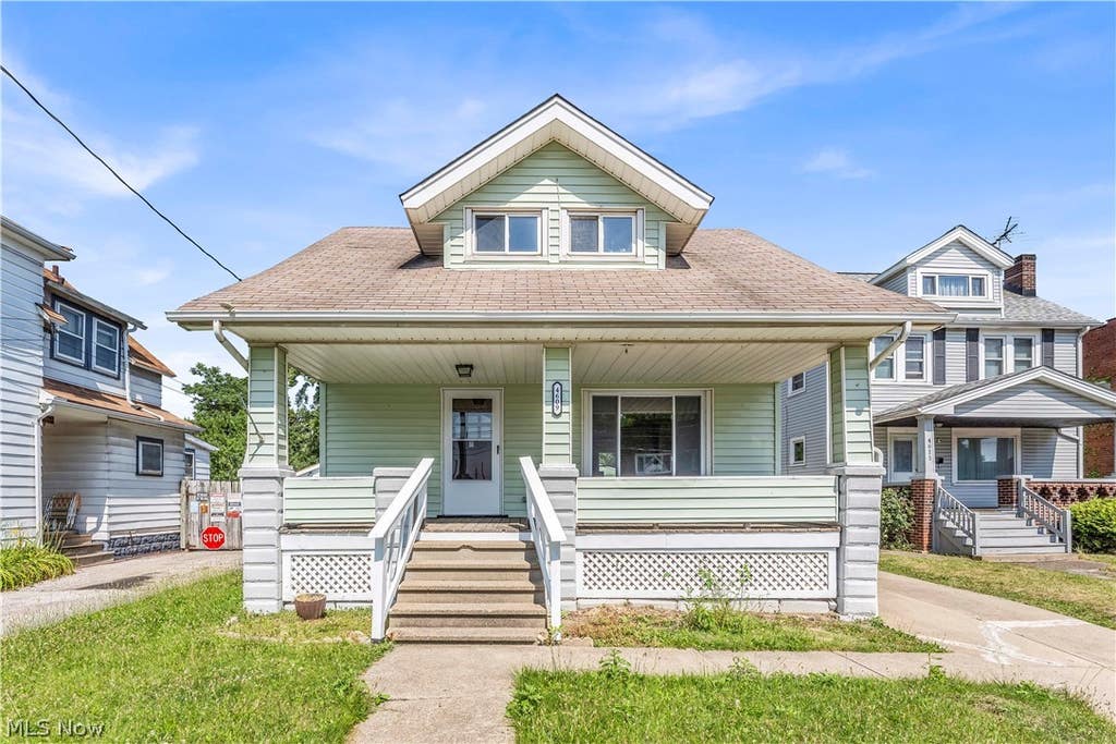Photo of 4609 Turney Road, Garfield Heights, OH 44125 (MLS # 5225926)