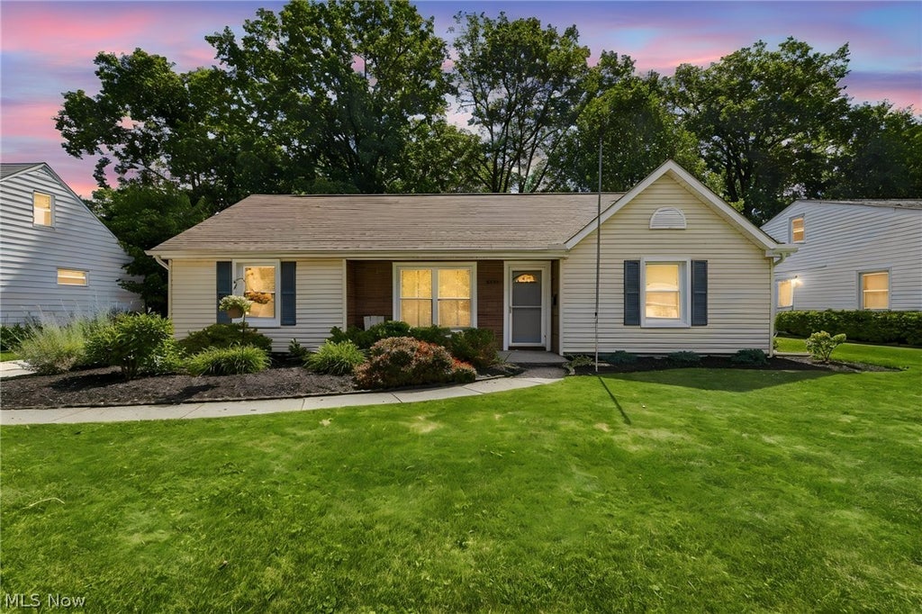 Photo of 8225 Dartmoor Road, Mentor, OH 44060 (MLS # 5222322)