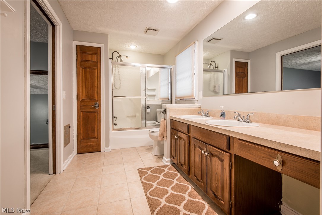 Irish Oaks - Residential